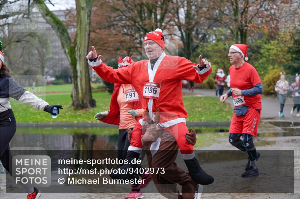 07.12.2025 - St. Pauli X-Mass-Run No. 15 Michael Burmester http://msf.ph/oto/9402973 07.12.2025 10:44:58 Laufen 4191, 15, 1196, 5008 meine-sportfotos.de