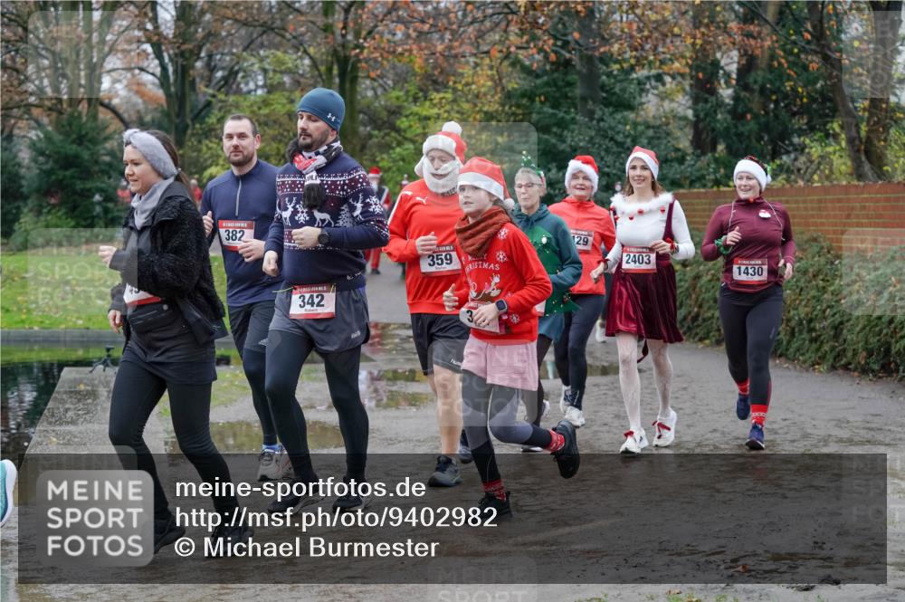 07.12.2025 - St. Pauli X-Mass-Run No. 15 Michael Burmester http://msf.ph/oto/9402982 07.12.2025 10:45:00 Laufen 382, 15, 342, 359, 29, 2403, 1430 meine-sportfotos.de