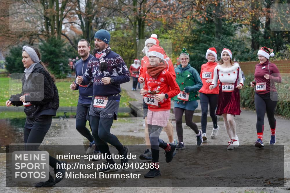 07.12.2025 - St. Pauli X-Mass-Run No. 15 Michael Burmester http://msf.ph/oto/9402985 07.12.2025 10:45:00 Laufen 342, 490, 344, 1429, 2403, 1430 meine-sportfotos.de
