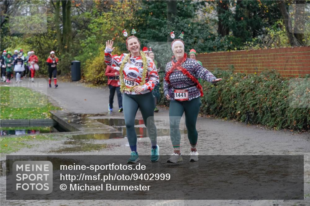 07.12.2025 - St. Pauli X-Mass-Run No. 15 Michael Burmester http://msf.ph/oto/9402999 07.12.2025 10:45:04 Laufen 1439, 1441 meine-sportfotos.de
