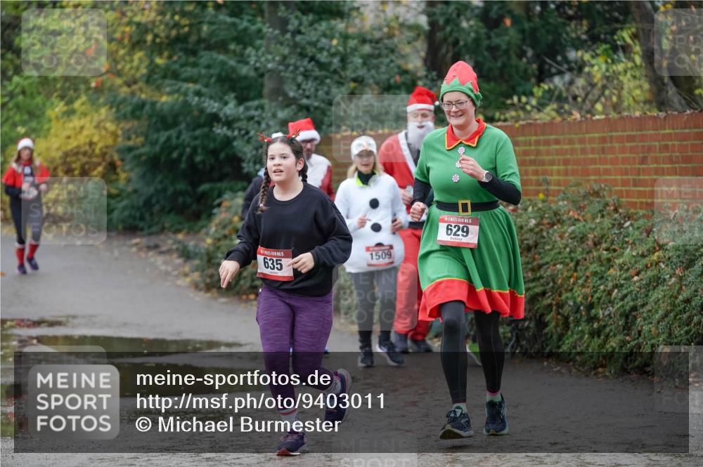 07.12.2025 - St. Pauli X-Mass-Run No. 15 Michael Burmester http://msf.ph/oto/9403011 07.12.2025 10:45:07 Laufen 5, 635, 1509, 15, 629 meine-sportfotos.de