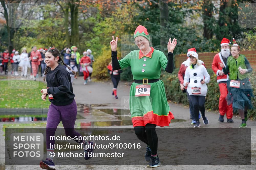 07.12.2025 - St. Pauli X-Mass-Run No. 15 Michael Burmester http://msf.ph/oto/9403016 07.12.2025 10:45:08 Laufen 15, 629, 1509, 476 meine-sportfotos.de