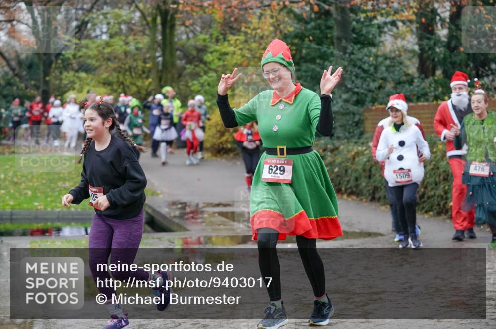 07.12.2025 - St. Pauli X-Mass-Run No. 15 Michael Burmester http://msf.ph/oto/9403017 07.12.2025 10:45:08 Laufen 35, 15, 629, 1509, 476 meine-sportfotos.de