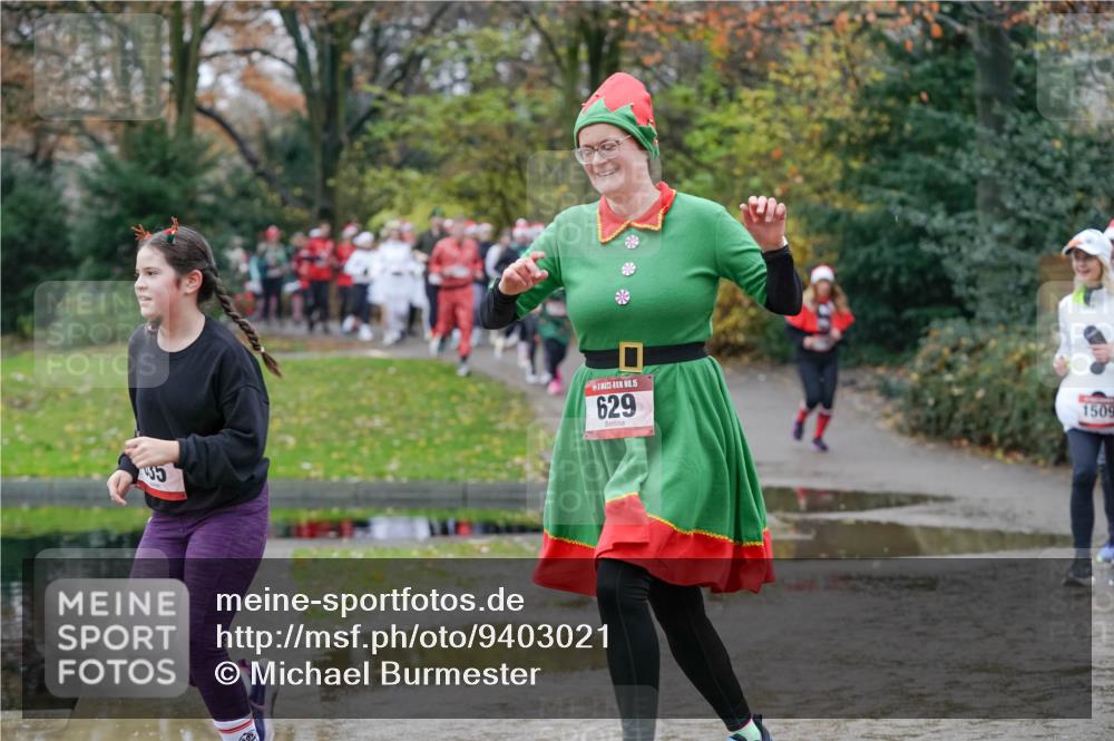 07.12.2025 - St. Pauli X-Mass-Run No. 15 Michael Burmester http://msf.ph/oto/9403021 07.12.2025 10:45:09 Laufen 15, 629, 1509 meine-sportfotos.de