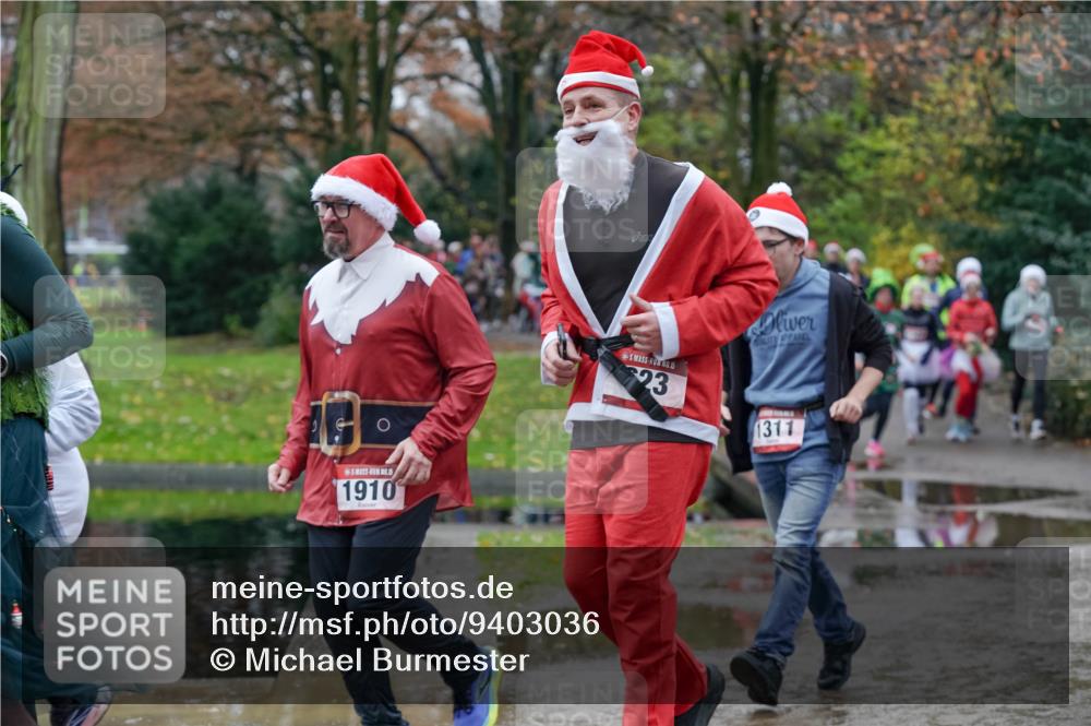 07.12.2025 - St. Pauli X-Mass-Run No. 15 Michael Burmester http://msf.ph/oto/9403036 07.12.2025 10:45:12 Laufen 1910, 15, 23, 1311 meine-sportfotos.de
