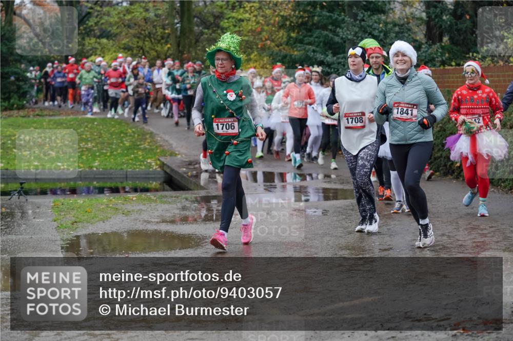 07.12.2025 - St. Pauli X-Mass-Run No. 15 Michael Burmester http://msf.ph/oto/9403057 07.12.2025 10:45:19 Laufen 1706, 1708, 1841, 12 meine-sportfotos.de