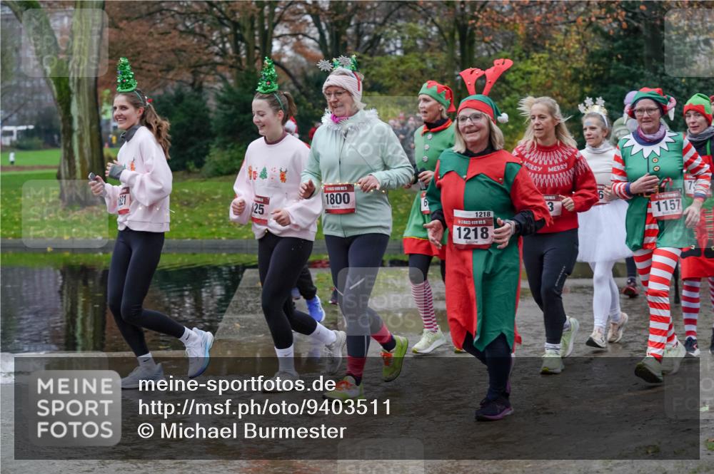 07.12.2025 - St. Pauli X-Mass-Run No. 15 Michael Burmester http://msf.ph/oto/9403511 07.12.2025 10:47:23 Laufen 25, 1800, 1218, 15, 1218, 1157 meine-sportfotos.de