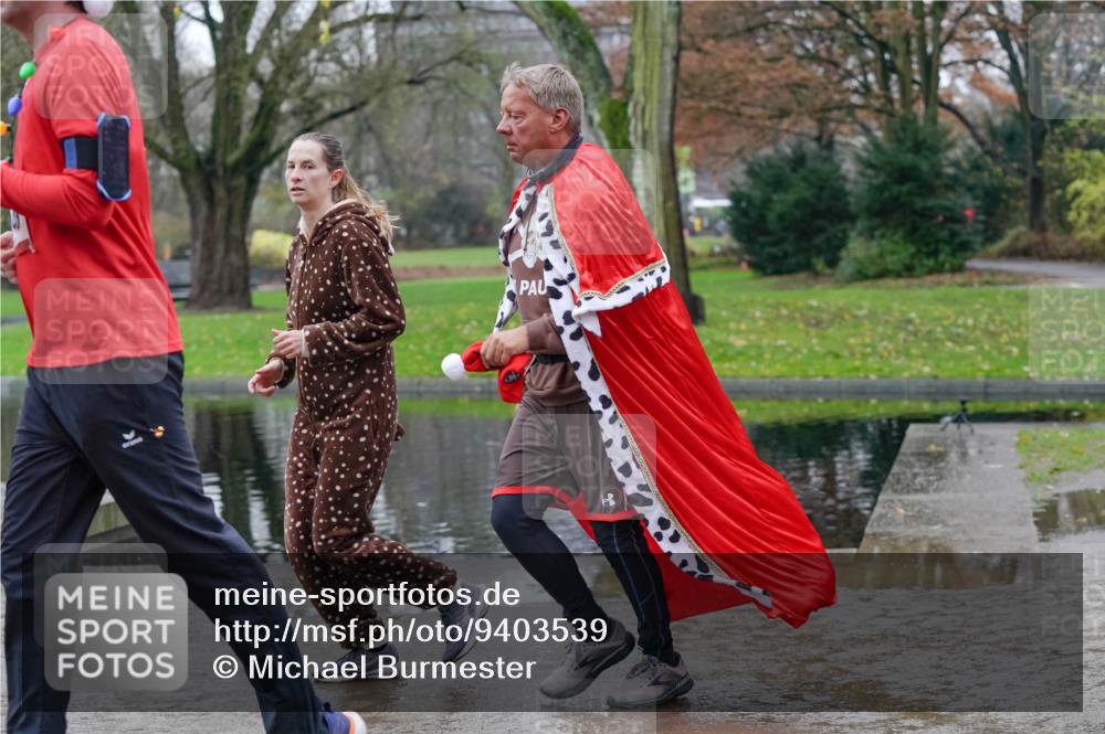 07.12.2025 - St. Pauli X-Mass-Run No. 15 Michael Burmester http://msf.ph/oto/9403539 07.12.2025 10:47:29 Laufen  meine-sportfotos.de