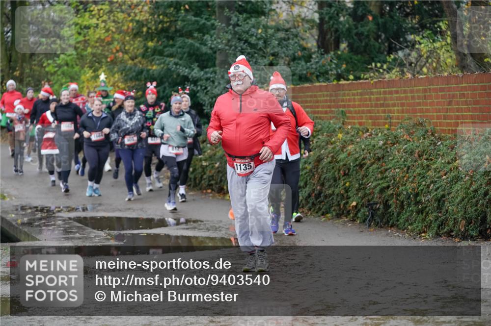07.12.2025 - St. Pauli X-Mass-Run No. 15 Michael Burmester http://msf.ph/oto/9403540 07.12.2025 10:47:32 Laufen 1135 meine-sportfotos.de