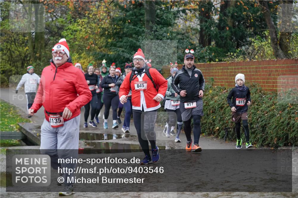 07.12.2025 - St. Pauli X-Mass-Run No. 15 Michael Burmester http://msf.ph/oto/9403546 07.12.2025 10:47:34 Laufen 1135, 1662, 845, 812, 817, 815 meine-sportfotos.de