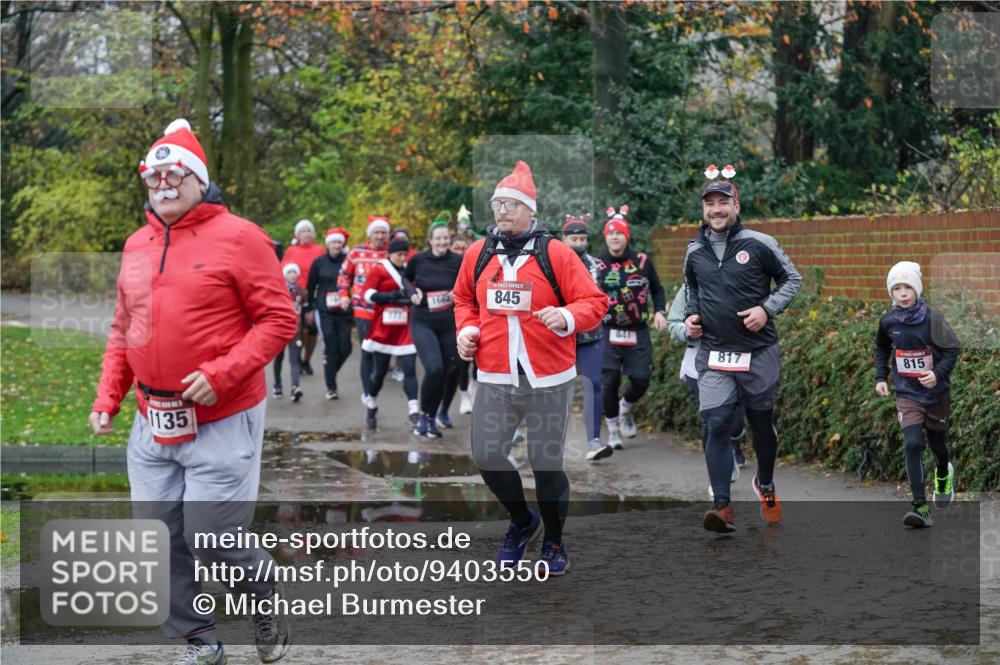 07.12.2025 - St. Pauli X-Mass-Run No. 15 Michael Burmester http://msf.ph/oto/9403550 07.12.2025 10:47:34 Laufen 1135, 777, 845, 841, 817, 815 meine-sportfotos.de