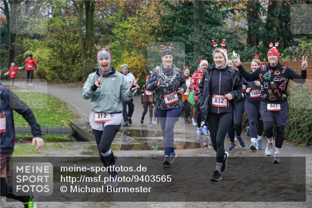 07.12.2025 - St. Pauli X-Mass-Run No. 15 Michael Burmester http://msf.ph/oto/9403565 07.12.2025 10:47:38 Laufen 909, 812, 832, 1664, 841 meine-sportfotos.de