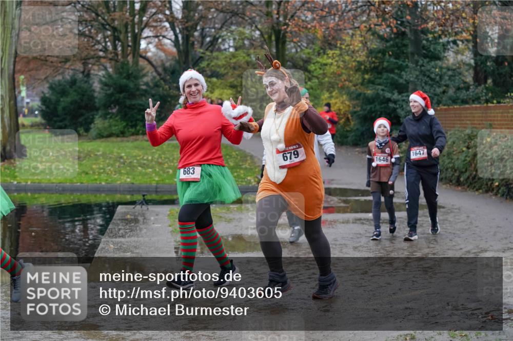 07.12.2025 - St. Pauli X-Mass-Run No. 15 Michael Burmester http://msf.ph/oto/9403605 07.12.2025 10:47:46 Laufen 683, 15, 679, 1646, 1647 meine-sportfotos.de