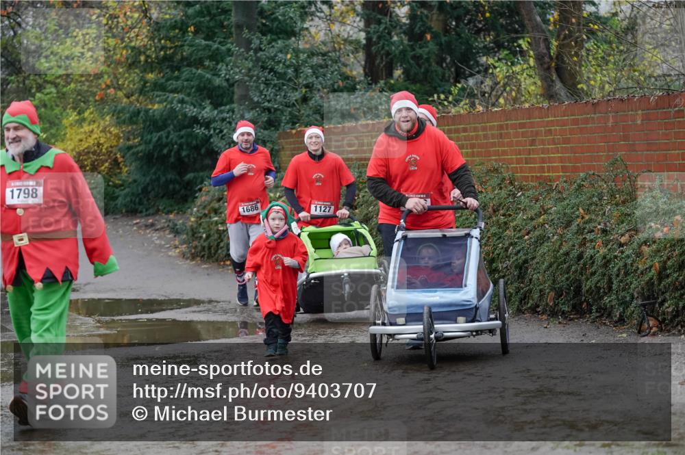 07.12.2025 - St. Pauli X-Mass-Run No. 15 Michael Burmester http://msf.ph/oto/9403707 07.12.2025 10:48:52 Laufen 1798, 1686, 1127 meine-sportfotos.de