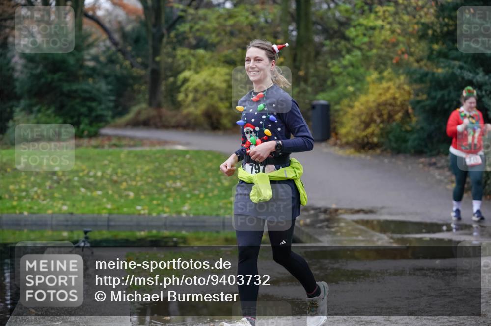 07.12.2025 - St. Pauli X-Mass-Run No. 15 Michael Burmester http://msf.ph/oto/9403732 07.12.2025 10:49:24 Laufen 797 meine-sportfotos.de