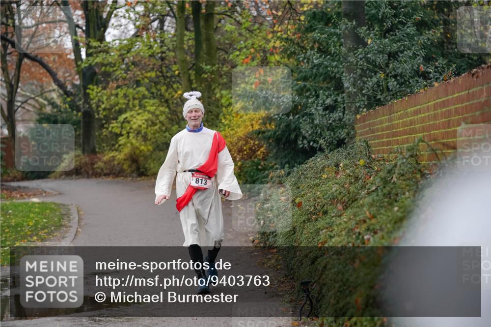 07.12.2025 - St. Pauli X-Mass-Run No. 15 Michael Burmester http://msf.ph/oto/9403763 07.12.2025 10:51:40 Laufen 813 meine-sportfotos.de