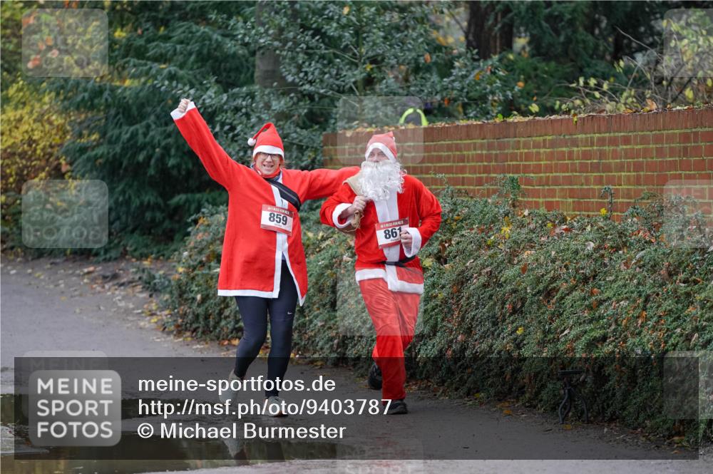 07.12.2025 - St. Pauli X-Mass-Run No. 15 Michael Burmester http://msf.ph/oto/9403787 07.12.2025 10:56:41 Laufen 859, 861 meine-sportfotos.de