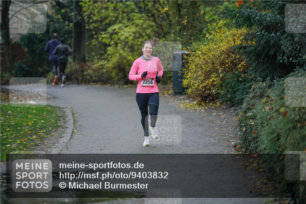 07.12.2025 - St. Pauli X-Mass-Run No. 15 Michael Burmester http://msf.ph/oto/9403832 07.12.2025 10:58:05 Laufen 2258 meine-sportfotos.de