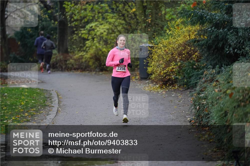 07.12.2025 - St. Pauli X-Mass-Run No. 15 Michael Burmester http://msf.ph/oto/9403833 07.12.2025 10:58:05 Laufen 2258 meine-sportfotos.de