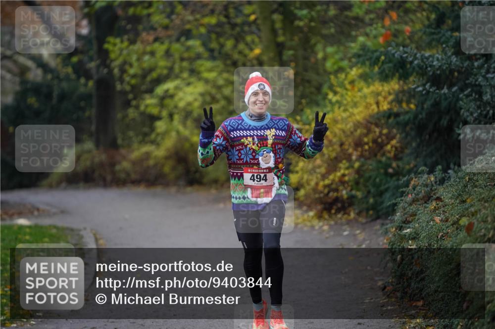 07.12.2025 - St. Pauli X-Mass-Run No. 15 Michael Burmester http://msf.ph/oto/9403844 07.12.2025 10:58:15 Laufen 2, 15, 494 meine-sportfotos.de