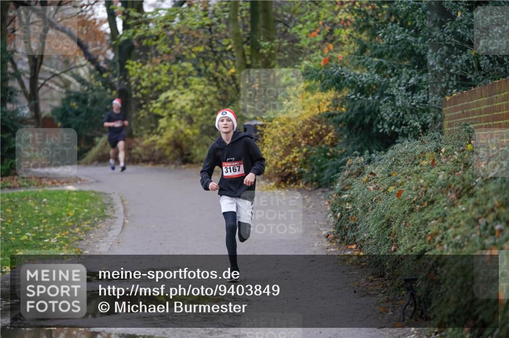 07.12.2025 - St. Pauli X-Mass-Run No. 15 Michael Burmester http://msf.ph/oto/9403849 07.12.2025 10:58:37 Laufen 3167 meine-sportfotos.de