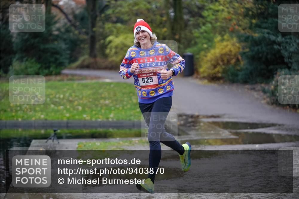 07.12.2025 - St. Pauli X-Mass-Run No. 15 Michael Burmester http://msf.ph/oto/9403870 07.12.2025 10:59:08 Laufen 15, 525 meine-sportfotos.de