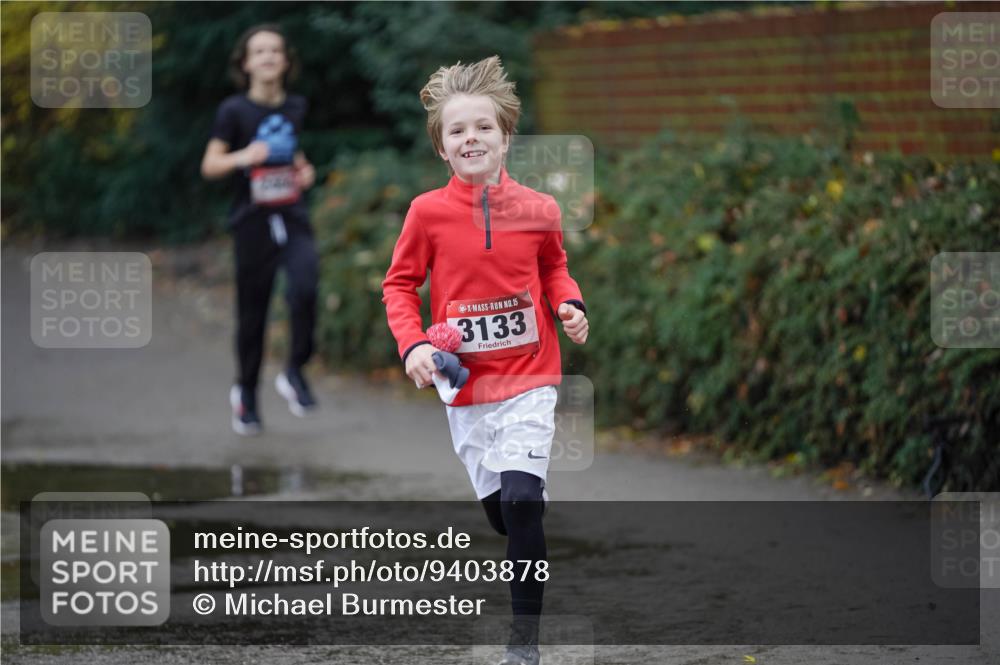 07.12.2025 - St. Pauli X-Mass-Run No. 15 Michael Burmester http://msf.ph/oto/9403878 07.12.2025 10:59:30 Laufen 600, 15, 3133 meine-sportfotos.de