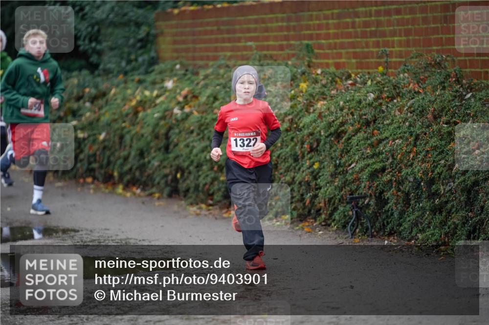 07.12.2025 - St. Pauli X-Mass-Run No. 15 Michael Burmester http://msf.ph/oto/9403901 07.12.2025 11:00:31 Laufen 15, 1322 meine-sportfotos.de