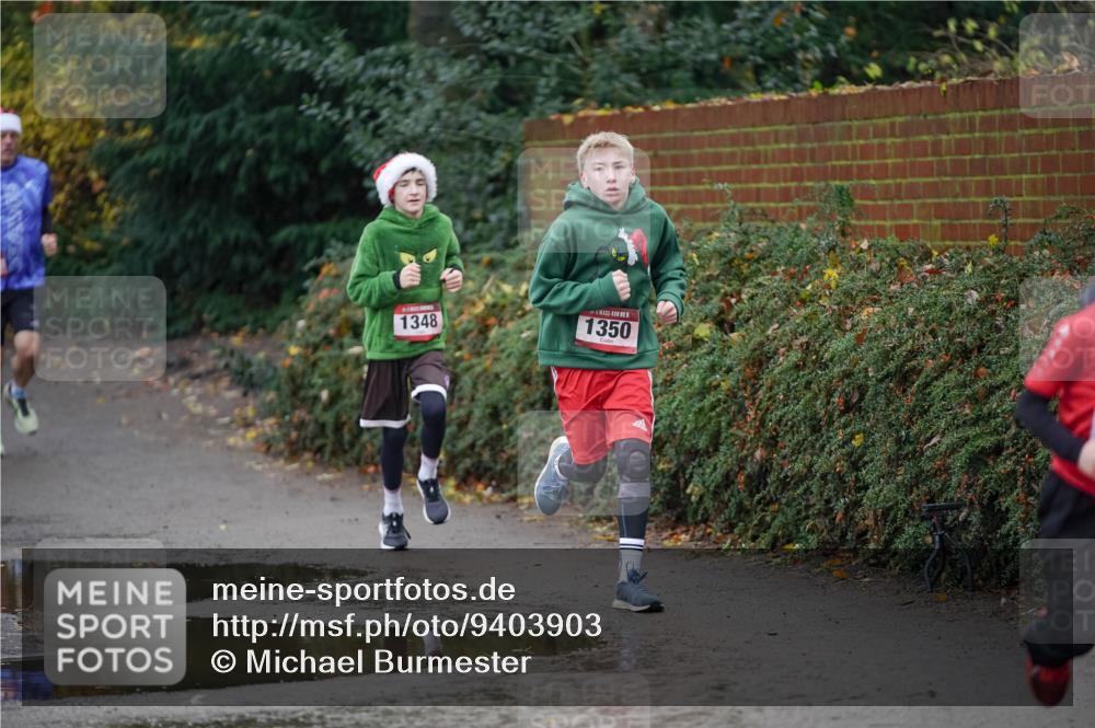 07.12.2025 - St. Pauli X-Mass-Run No. 15 Michael Burmester http://msf.ph/oto/9403903 07.12.2025 11:00:32 Laufen 1348, 1350 meine-sportfotos.de