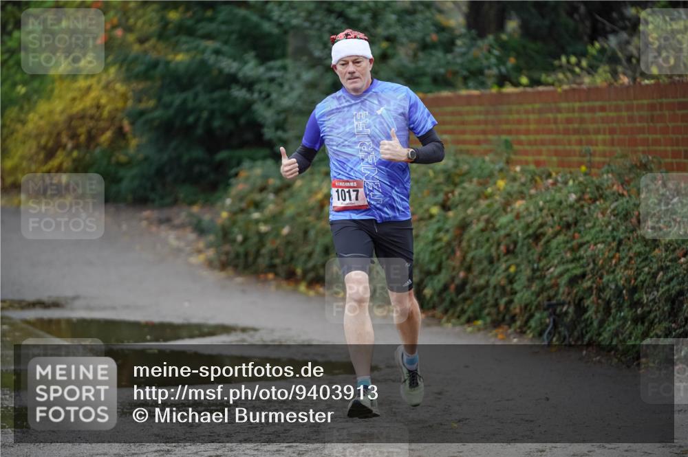 07.12.2025 - St. Pauli X-Mass-Run No. 15 Michael Burmester http://msf.ph/oto/9403913 07.12.2025 11:00:37 Laufen 15, 1017 meine-sportfotos.de