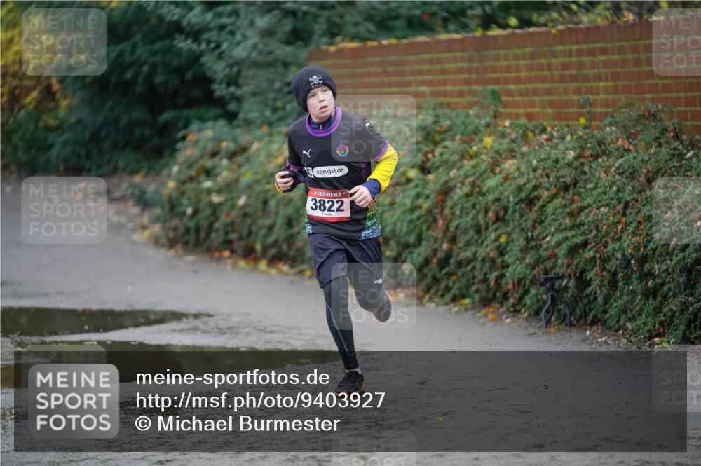 07.12.2025 - St. Pauli X-Mass-Run No. 15 Michael Burmester http://msf.ph/oto/9403927 07.12.2025 11:00:56 Laufen 15, 3822 meine-sportfotos.de