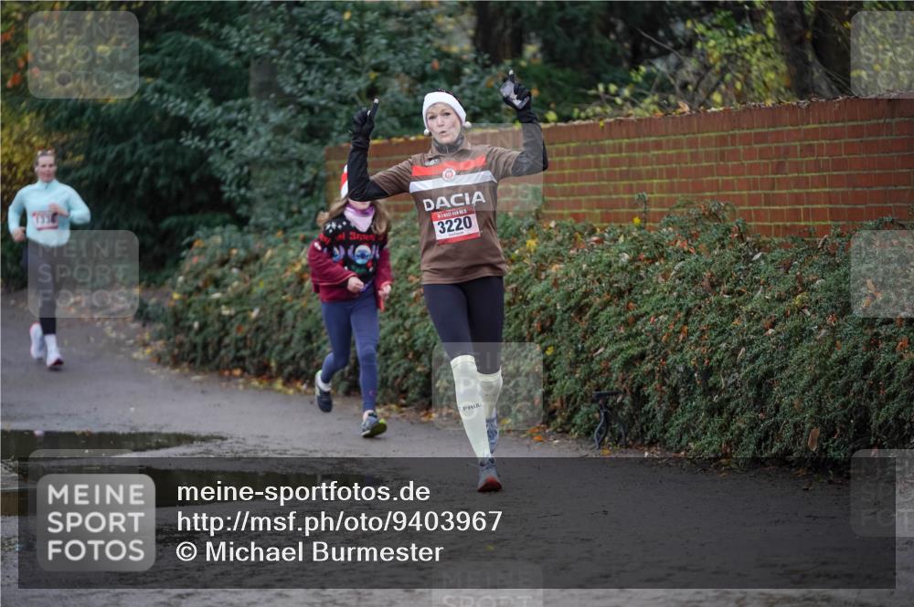 07.12.2025 - St. Pauli X-Mass-Run No. 15 Michael Burmester http://msf.ph/oto/9403967 07.12.2025 11:01:20 Laufen 3220 meine-sportfotos.de