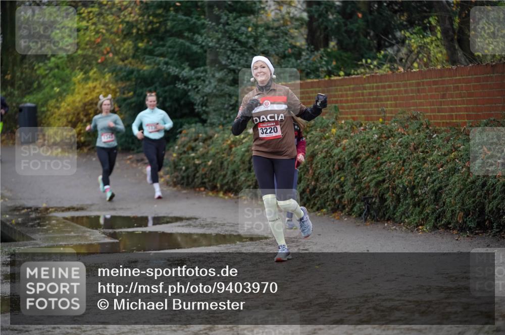 07.12.2025 - St. Pauli X-Mass-Run No. 15 Michael Burmester http://msf.ph/oto/9403970 07.12.2025 11:01:21 Laufen 134, 3220 meine-sportfotos.de