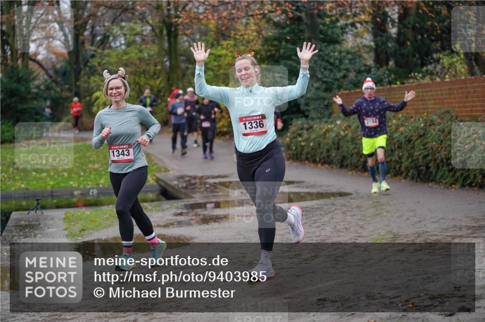 07.12.2025 - St. Pauli X-Mass-Run No. 15 Michael Burmester http://msf.ph/oto/9403985 07.12.2025 11:01:27 Laufen 1343, 15, 1336, 2194 meine-sportfotos.de
