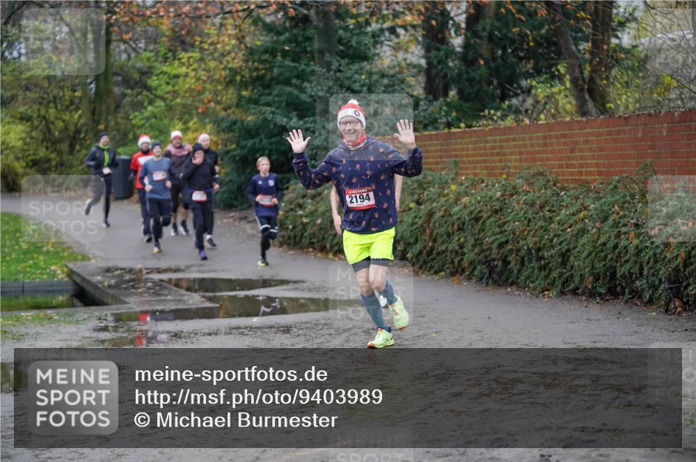 07.12.2025 - St. Pauli X-Mass-Run No. 15 Michael Burmester http://msf.ph/oto/9403989 07.12.2025 11:01:28 Laufen 2194 meine-sportfotos.de