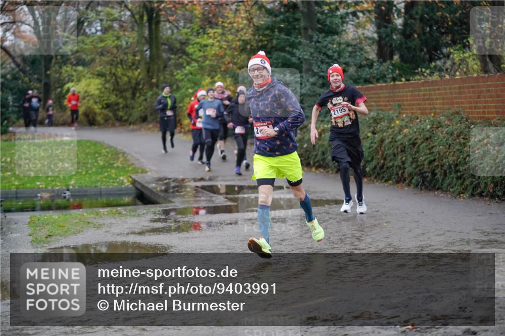 07.12.2025 - St. Pauli X-Mass-Run No. 15 Michael Burmester http://msf.ph/oto/9403991 07.12.2025 11:01:28 Laufen 2195, 2 meine-sportfotos.de