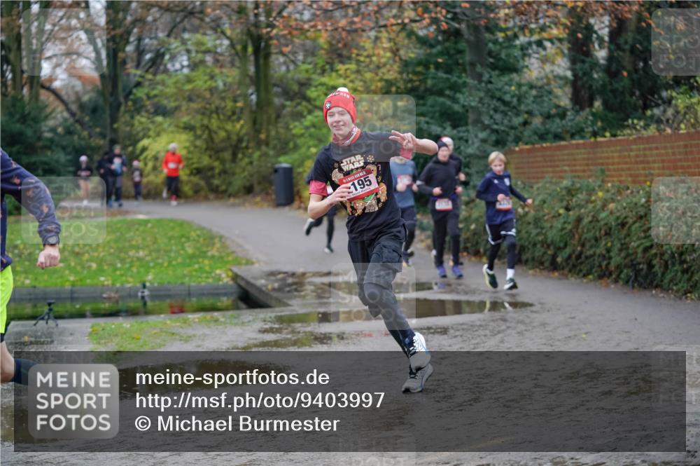 07.12.2025 - St. Pauli X-Mass-Run No. 15 Michael Burmester http://msf.ph/oto/9403997 07.12.2025 11:01:30 Laufen 195 meine-sportfotos.de