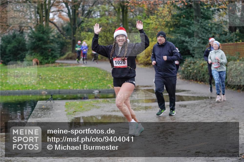 07.12.2025 - St. Pauli X-Mass-Run No. 15 Michael Burmester http://msf.ph/oto/9404041 07.12.2025 11:01:46 Laufen 1020, 2045 meine-sportfotos.de