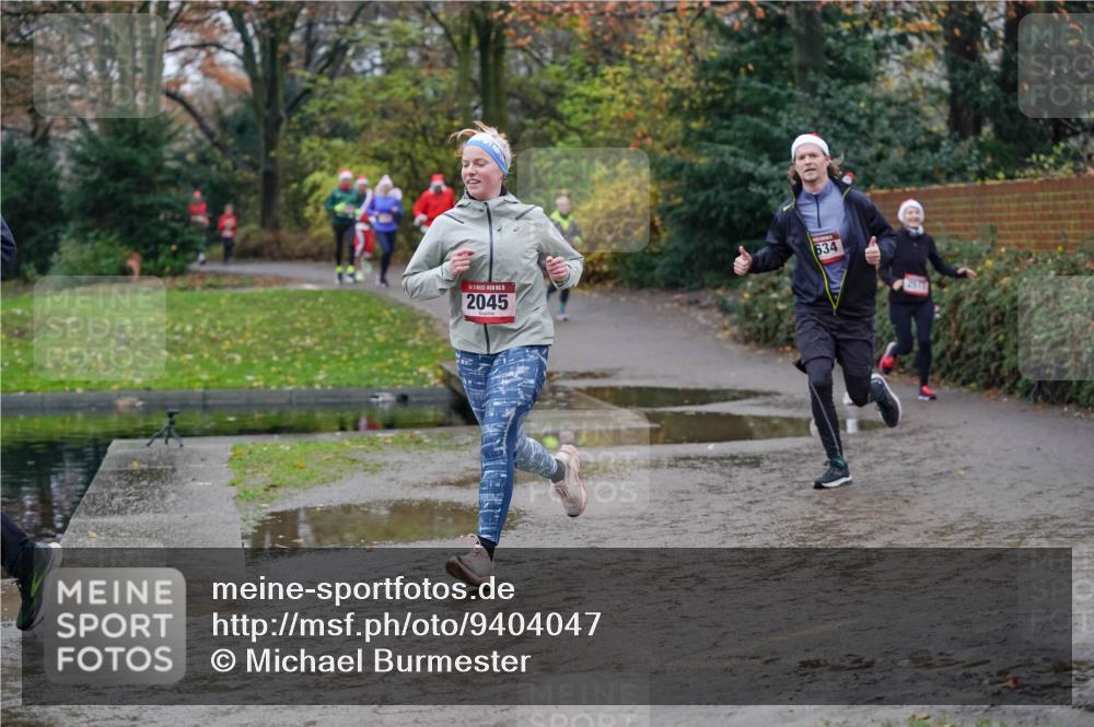 07.12.2025 - St. Pauli X-Mass-Run No. 15 Michael Burmester http://msf.ph/oto/9404047 07.12.2025 11:01:48 Laufen 2045, 634 meine-sportfotos.de