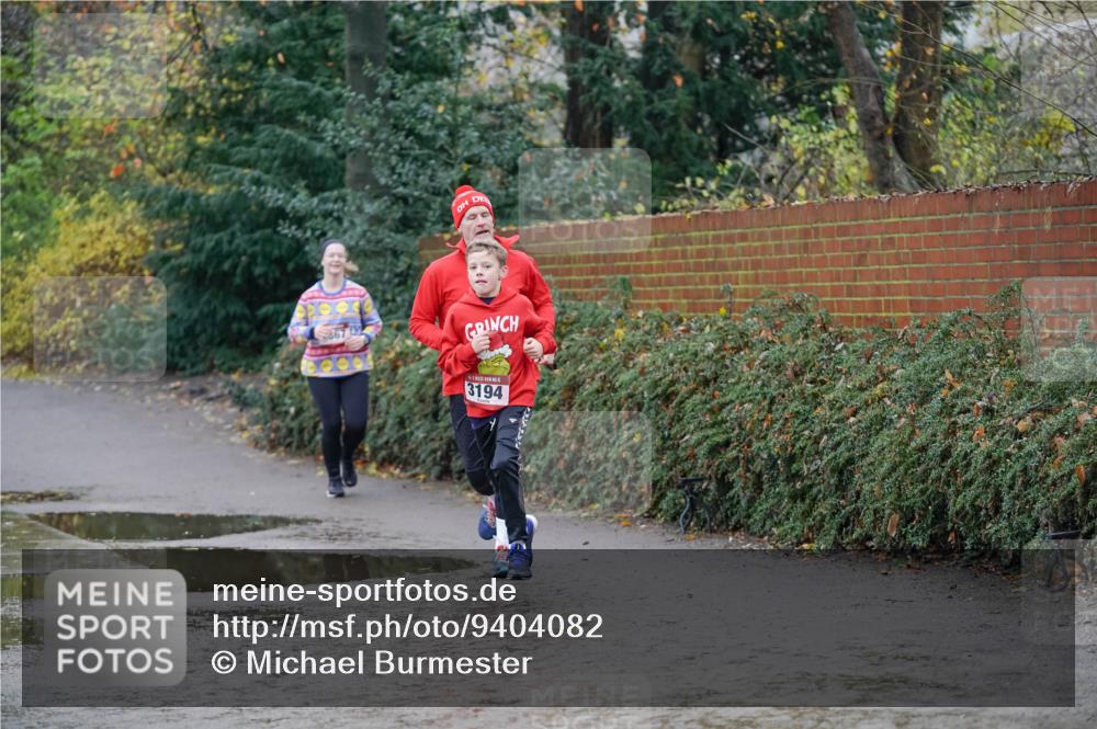 07.12.2025 - St. Pauli X-Mass-Run No. 15 Michael Burmester http://msf.ph/oto/9404082 07.12.2025 11:02:03 Laufen 8000, 3194 meine-sportfotos.de