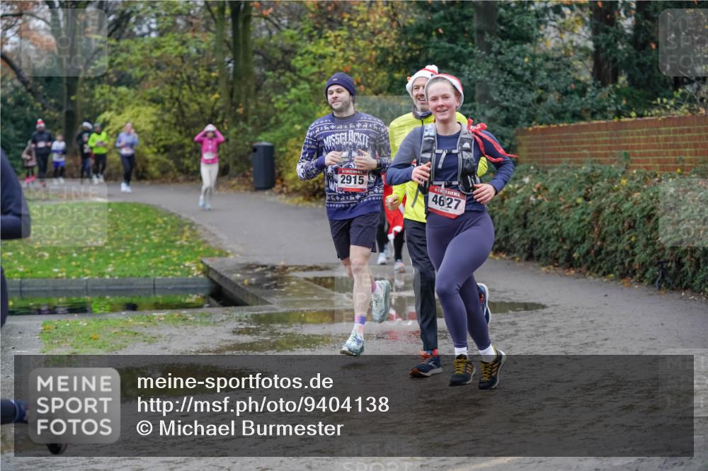 07.12.2025 - St. Pauli X-Mass-Run No. 15 Michael Burmester http://msf.ph/oto/9404138 07.12.2025 11:02:27 Laufen 2915, 4627 meine-sportfotos.de