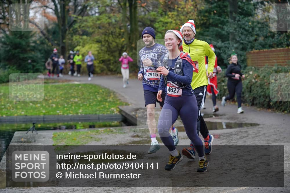 07.12.2025 - St. Pauli X-Mass-Run No. 15 Michael Burmester http://msf.ph/oto/9404141 07.12.2025 11:02:27 Laufen 2915, 4627 meine-sportfotos.de