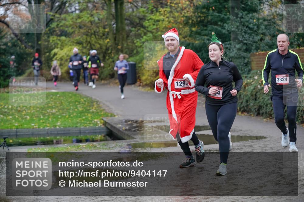 07.12.2025 - St. Pauli X-Mass-Run No. 15 Michael Burmester http://msf.ph/oto/9404147 07.12.2025 11:02:30 Laufen 129, 54, 3324 meine-sportfotos.de