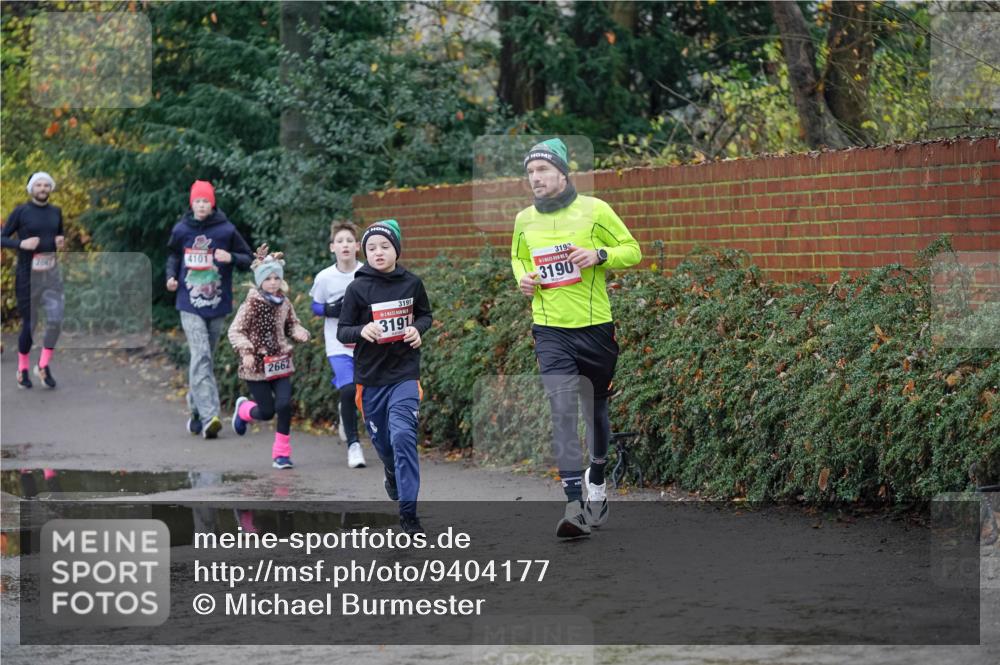 07.12.2025 - St. Pauli X-Mass-Run No. 15 Michael Burmester http://msf.ph/oto/9404177 07.12.2025 11:02:41 Laufen 4101, 2067, 2662, 3191, 3191, 319, 3190 meine-sportfotos.de