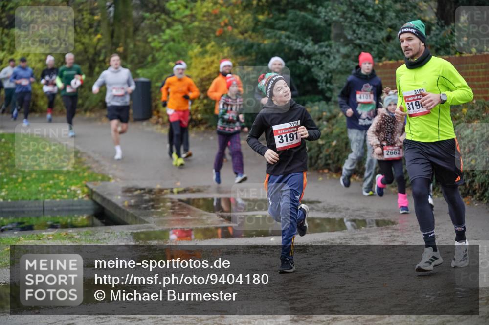 07.12.2025 - St. Pauli X-Mass-Run No. 15 Michael Burmester http://msf.ph/oto/9404180 07.12.2025 11:02:42 Laufen 3191, 3191, 4101, 3190, 319, 2662 meine-sportfotos.de