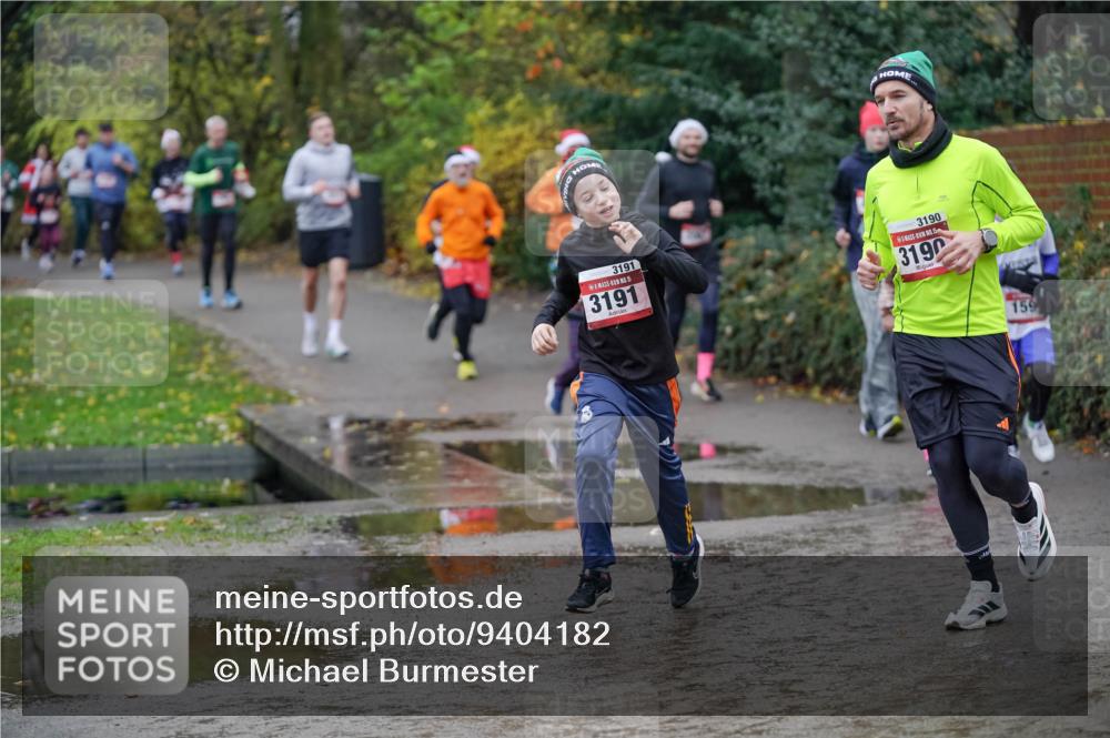 07.12.2025 - St. Pauli X-Mass-Run No. 15 Michael Burmester http://msf.ph/oto/9404182 07.12.2025 11:02:42 Laufen 3191, 15, 3191, 3190, 15, 3190, 159 meine-sportfotos.de