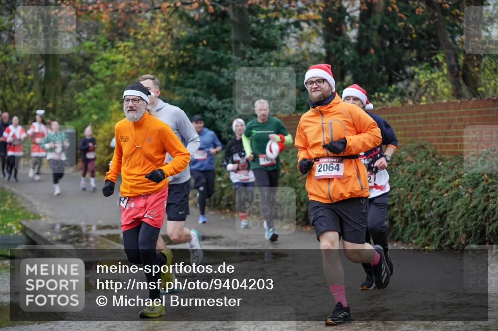 07.12.2025 - St. Pauli X-Mass-Run No. 15 Michael Burmester http://msf.ph/oto/9404203 07.12.2025 11:02:48 Laufen 2064 meine-sportfotos.de