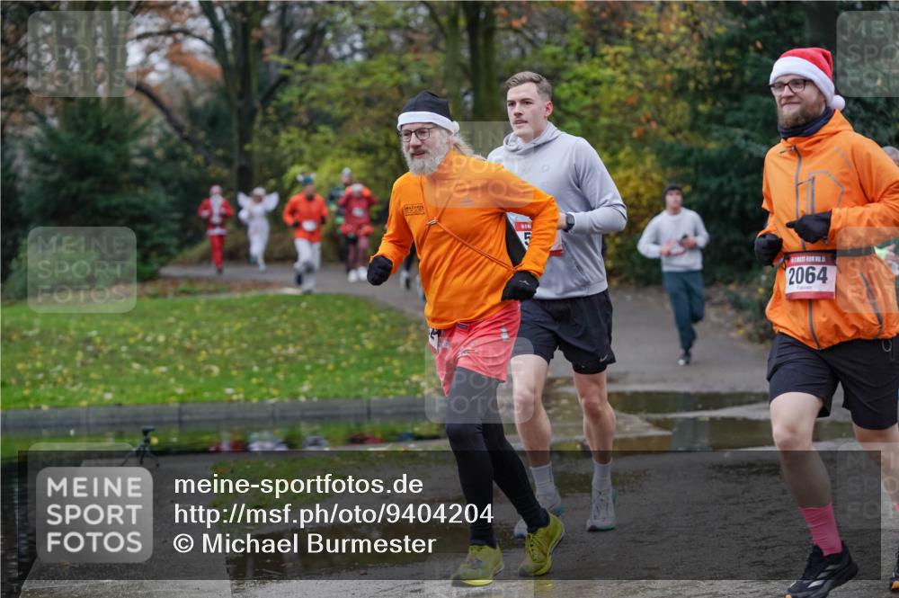 07.12.2025 - St. Pauli X-Mass-Run No. 15 Michael Burmester http://msf.ph/oto/9404204 07.12.2025 11:02:49 Laufen 15, 2064 meine-sportfotos.de