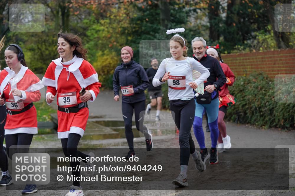 07.12.2025 - St. Pauli X-Mass-Run No. 15 Michael Burmester http://msf.ph/oto/9404249 07.12.2025 11:03:00 Laufen 36, 15, 35, 312, 15, 98 meine-sportfotos.de