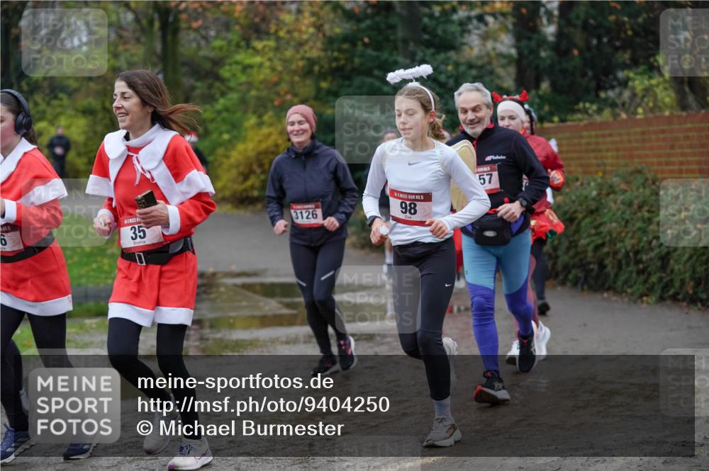 07.12.2025 - St. Pauli X-Mass-Run No. 15 Michael Burmester http://msf.ph/oto/9404250 07.12.2025 11:03:00 Laufen 1815, 35, 3126, 15, 98, 57 meine-sportfotos.de